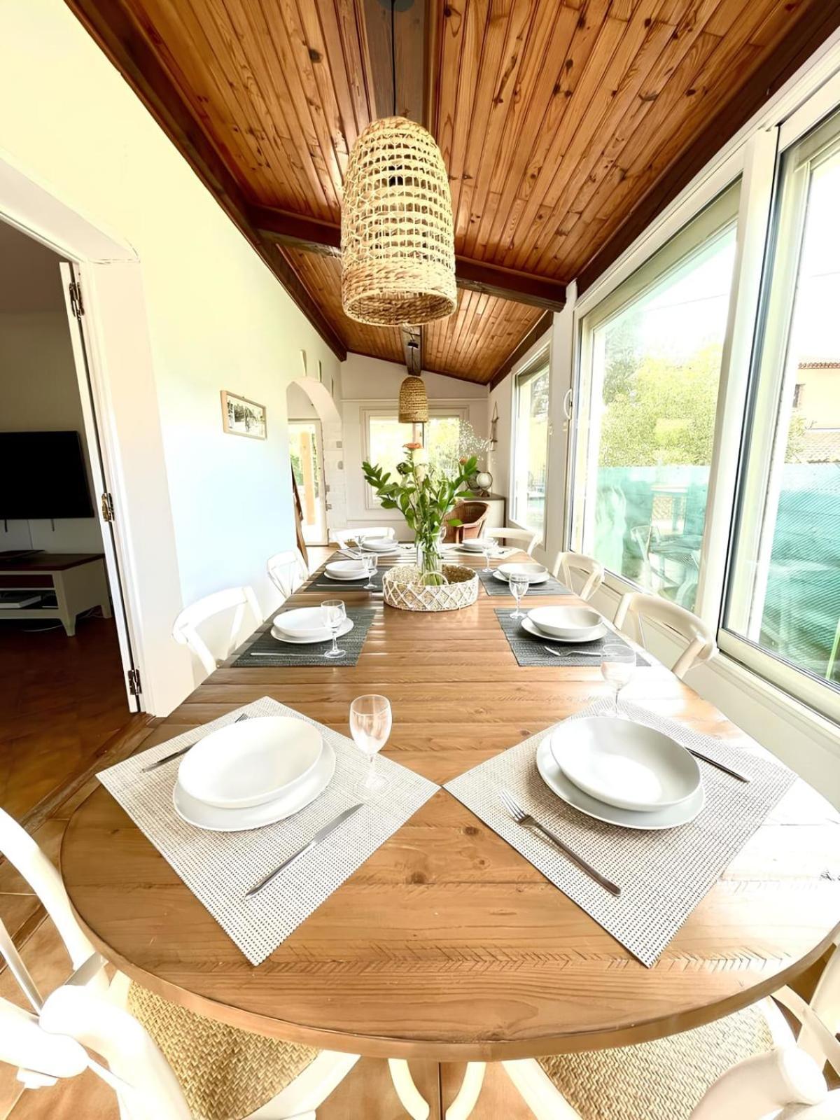VILLA CONSTANCE - Swimming pool & Parking - sleeps 8 Six-Fours-les-Plages Exterior photo